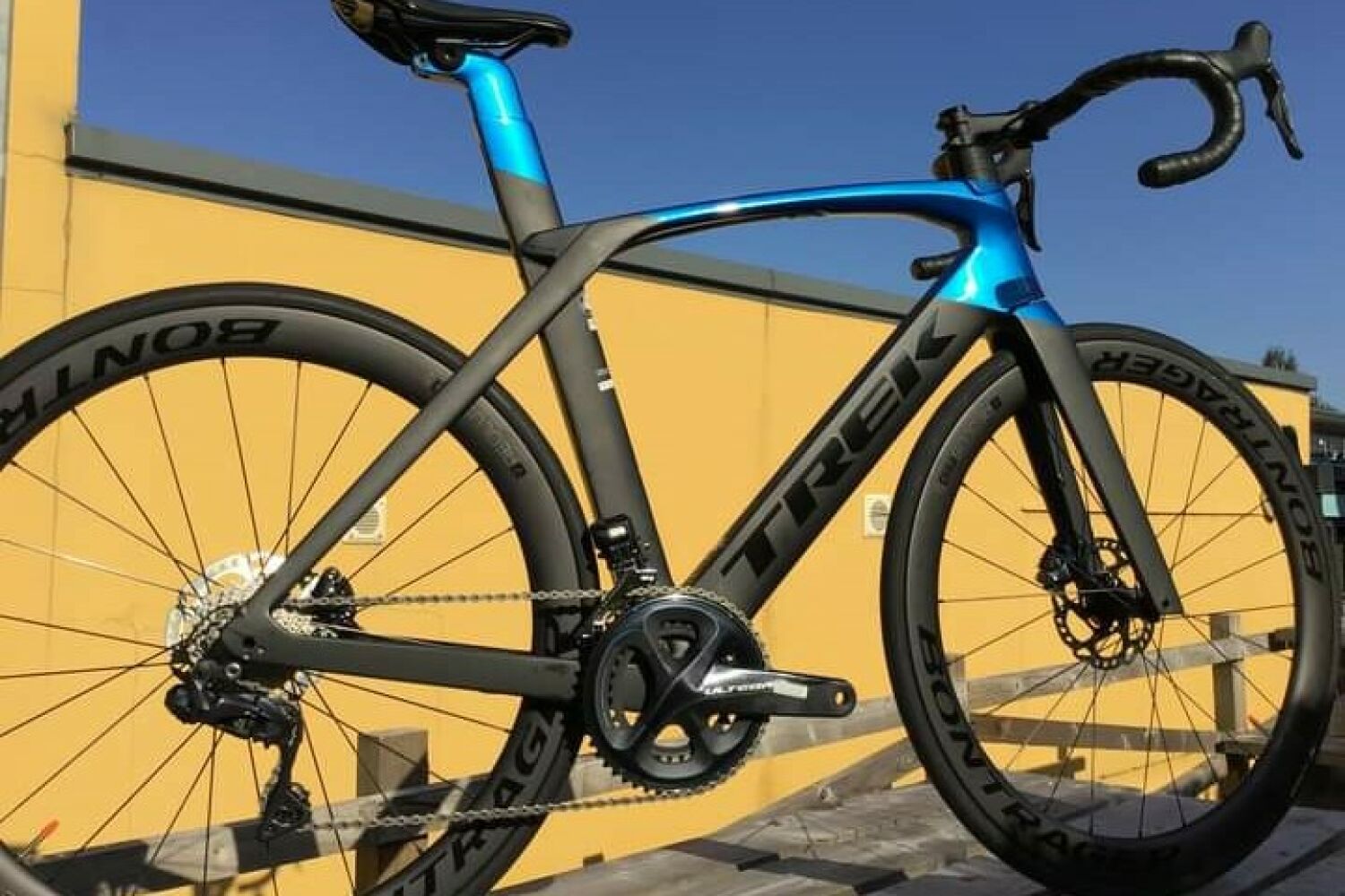 trek madone sl 7 disc 2020