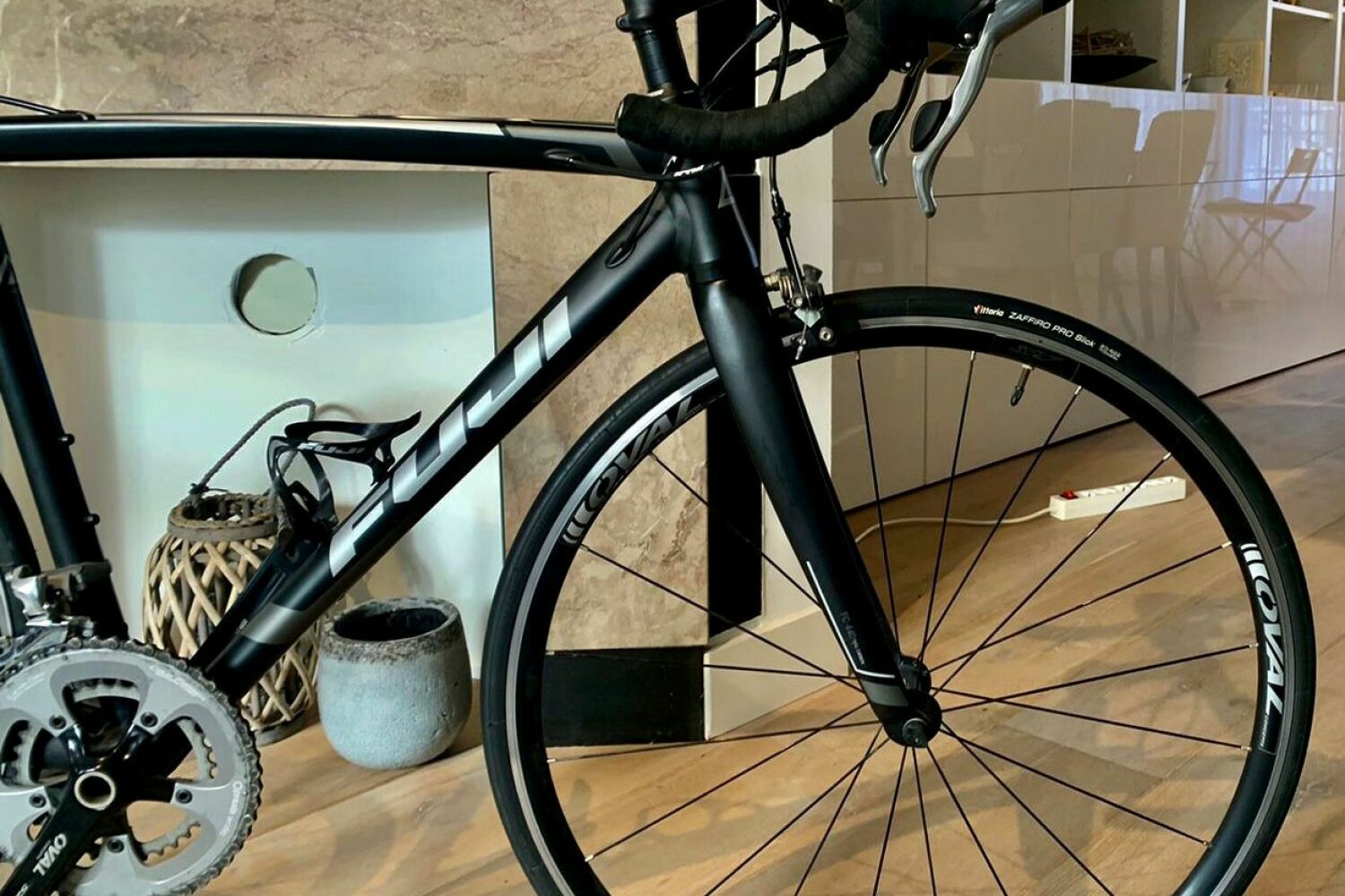 FUJI Race Bike (Fork Carbon Fiber)
